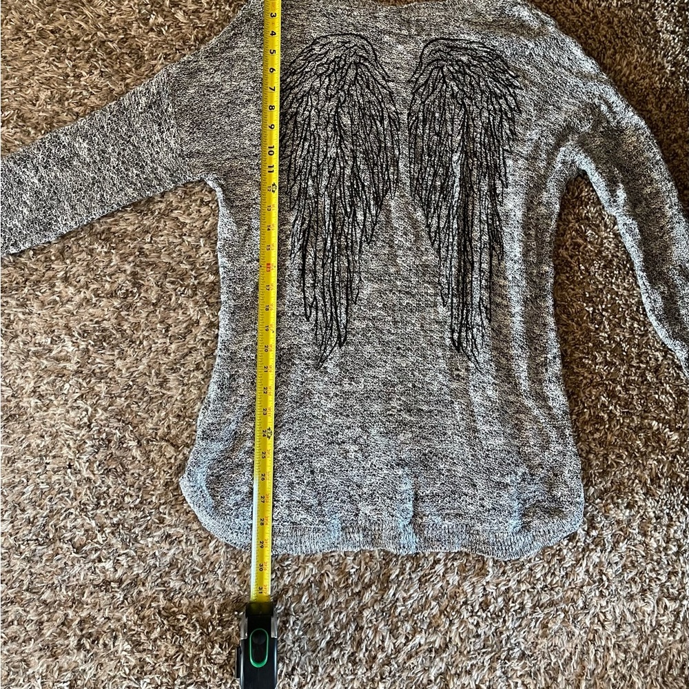 Angel wing sweater - Picture 3 of 4